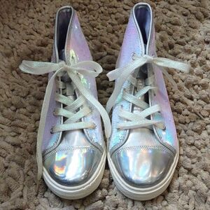 The Children's Place size 5 high top iridescent sequin lace up tennis shoe